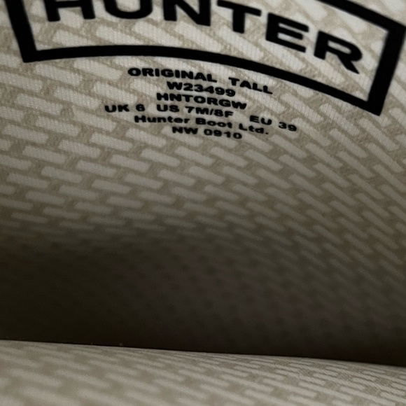 NWOB Hunter Original Tall Rain Boots Navy - Picture 6 of 8